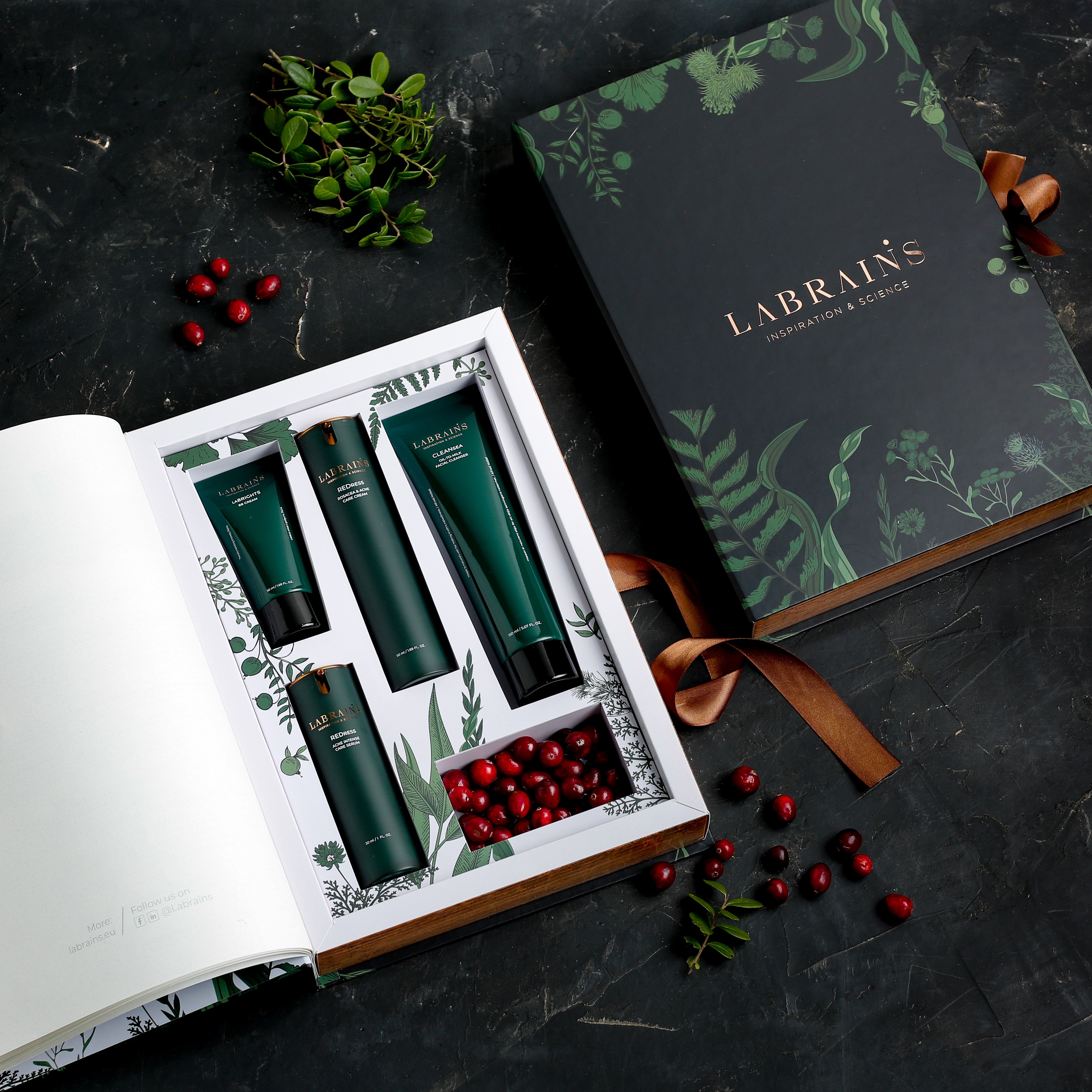 labrains luxury gift set 'the book' on black background