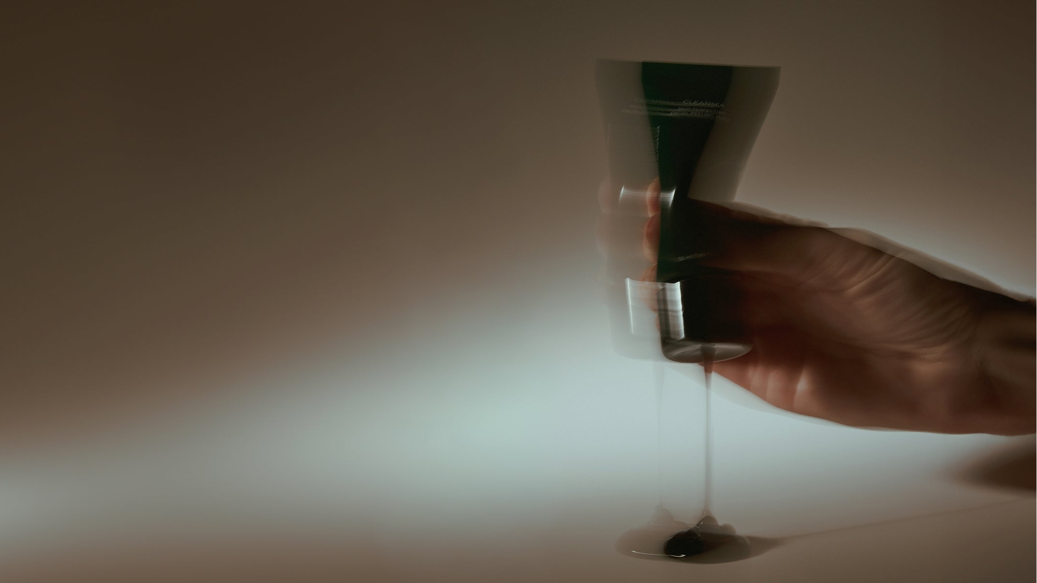 Exfoliation for Sensitive Skin: A Barrier-Safe Guide to Chemical Peels