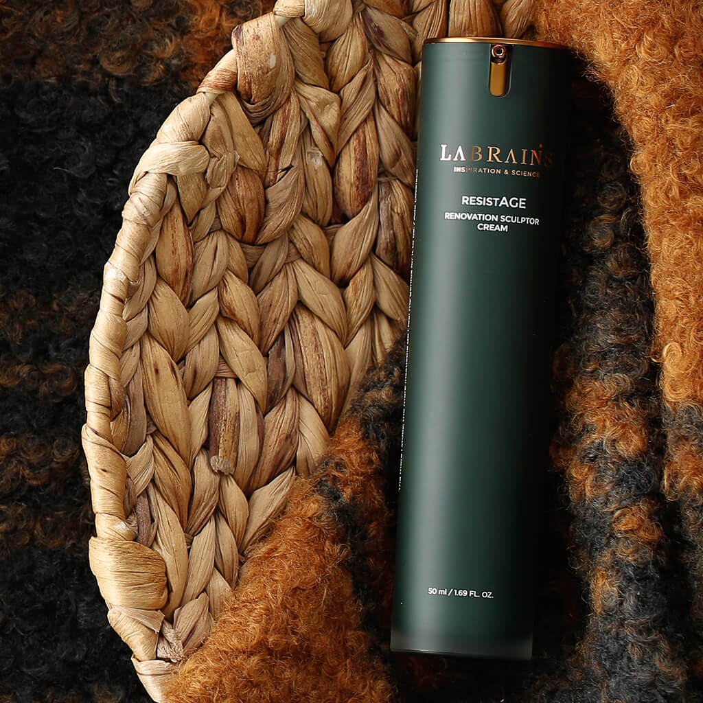 labrains renovation sculptor cream in a wicker basket with blanket